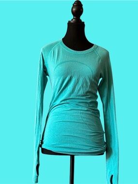 🇨🇦 🍋 Swiftly Tech Long Sleeve Top 🍋